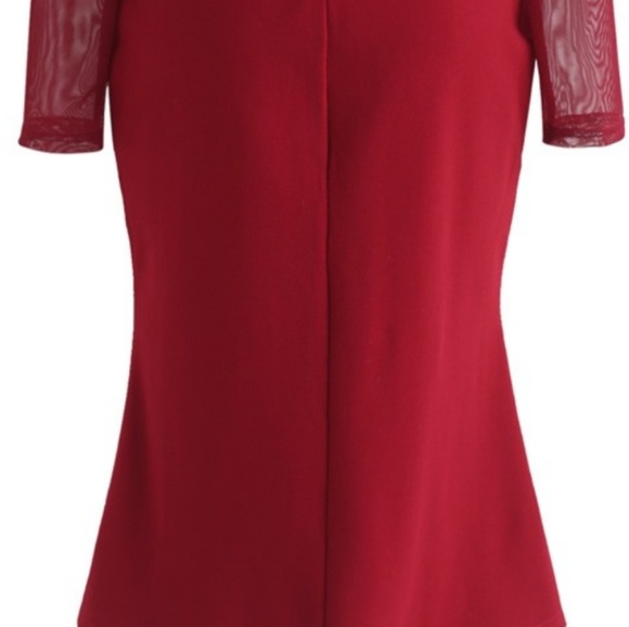 Lady in Red Dress Crochet Lace Elegance Size XL - Picture 8 of 8